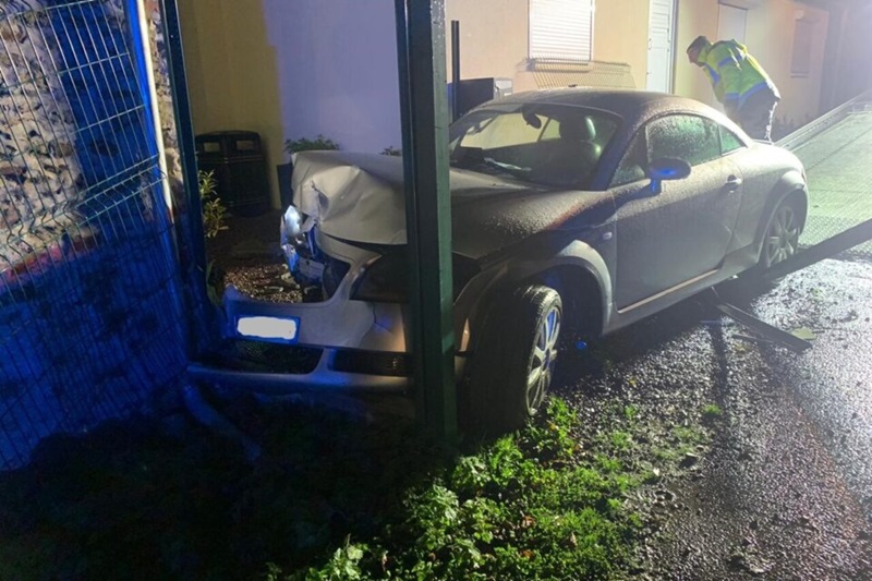 une voiture a percuté le refuge animalier d’Aunay-sur-Odon, dans le Calvados.